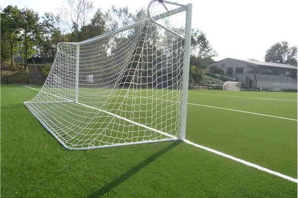 Aménagement terrain de football synthétique - Sportinfrabouw NV